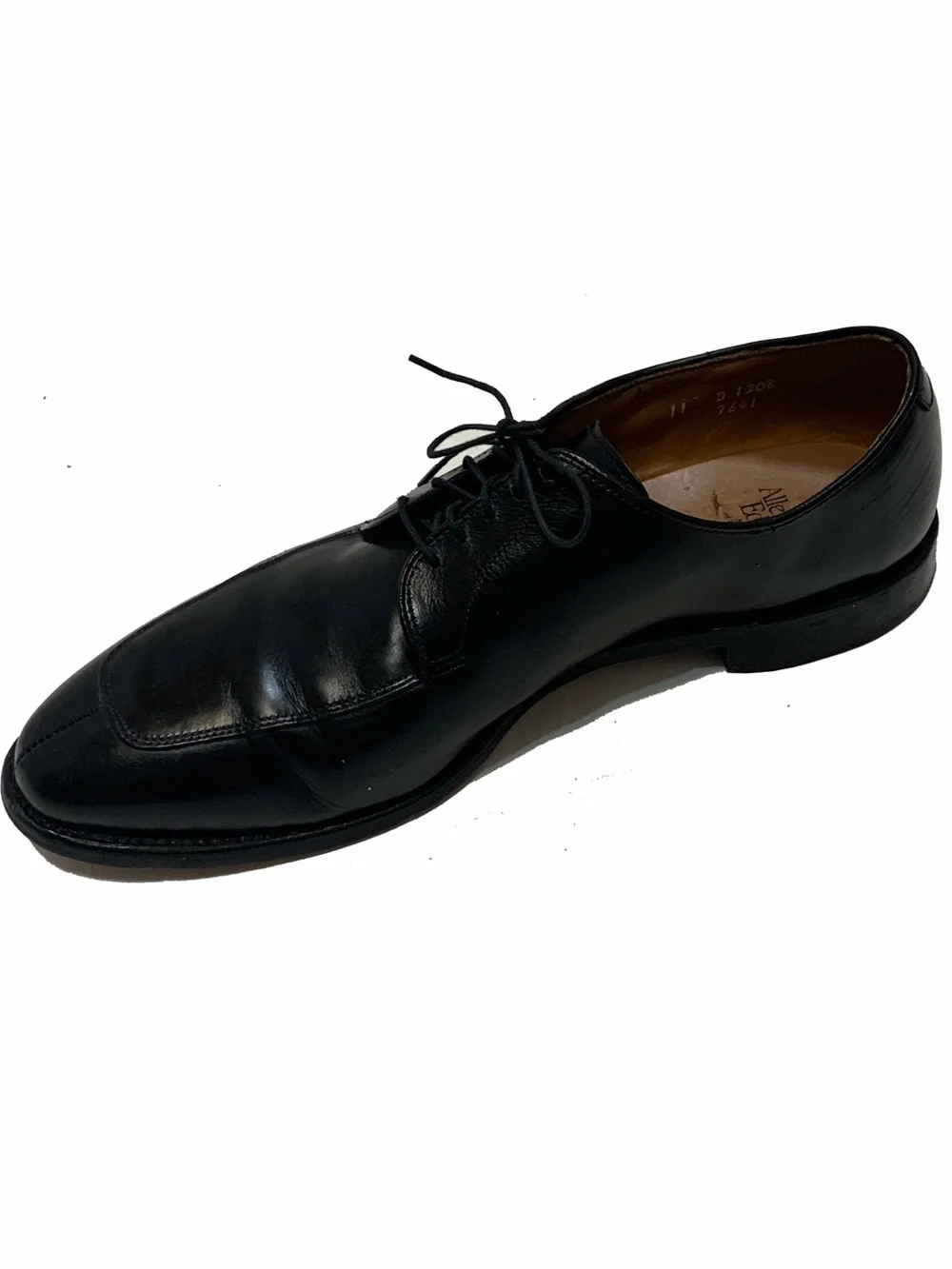 11 / Allen Edmonds Men’s Delray Lace up Shoe
